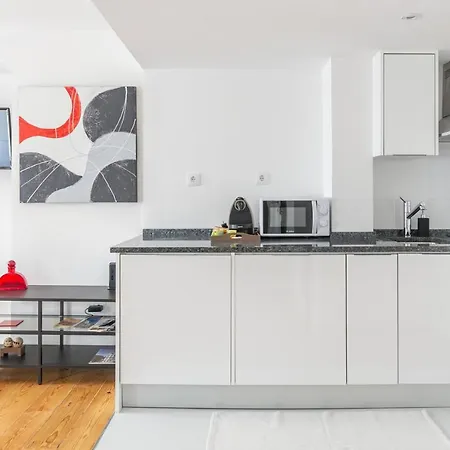 In The Heart Of Bairro Alto Apartment